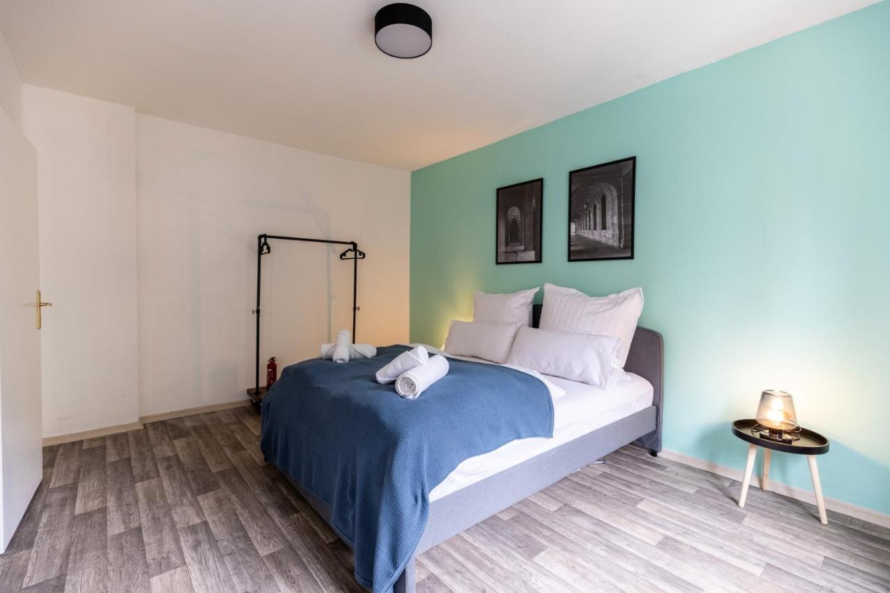 Appartement Perfekt Fuer 2! Wifi/ Netflix à Duisbourg Extérieur photo