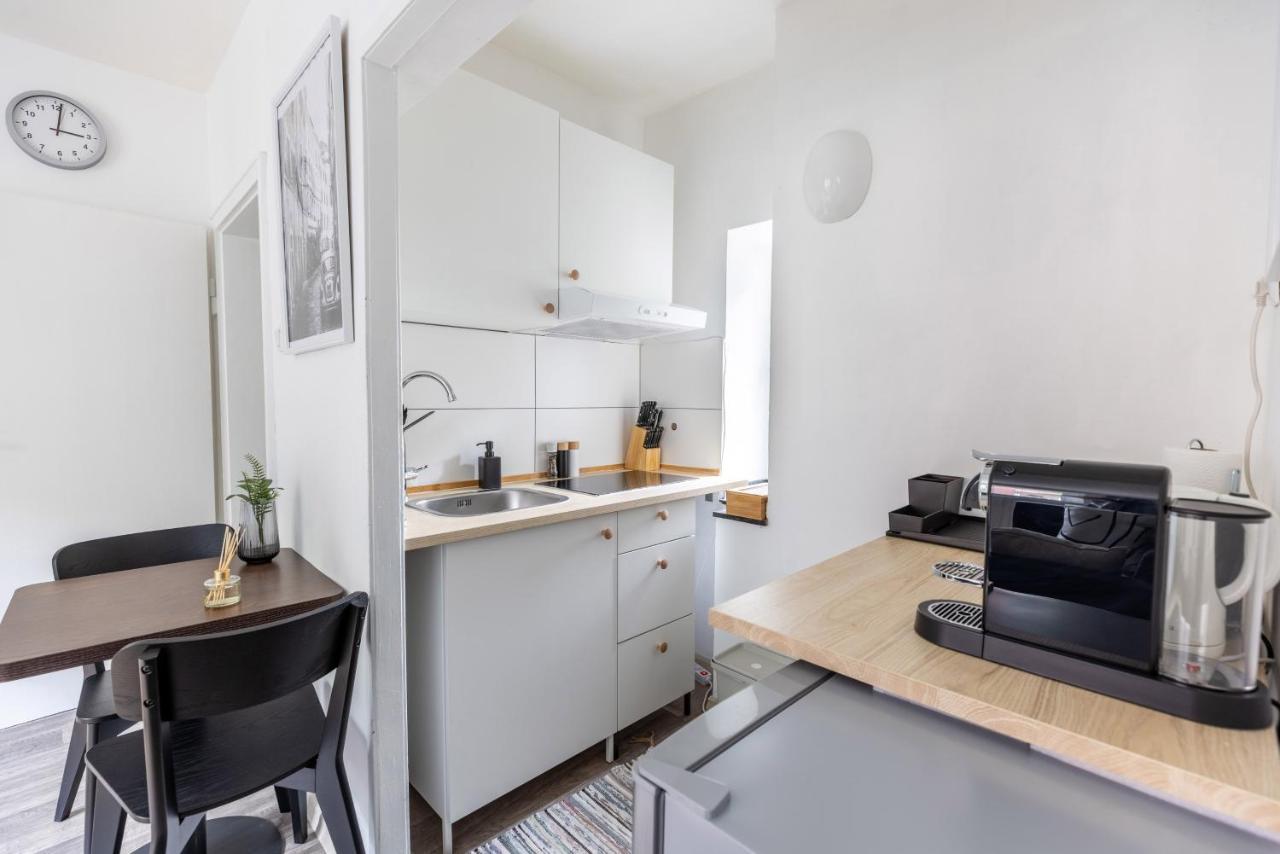 Appartement Perfekt Fuer 2! Wifi/ Netflix à Duisbourg Extérieur photo